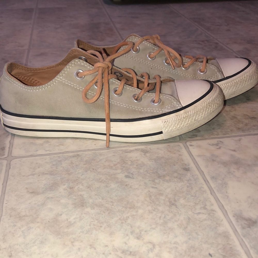 Converse All Stars Sz. 6 Women’s 4 Men’s